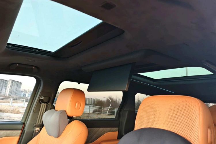 Used Wey Gaoshan 2025 Four-Wheel Drive Alpine 9
