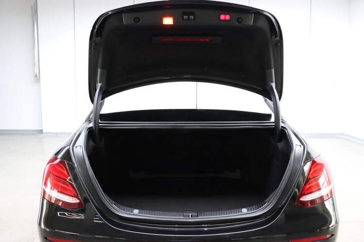 Used Mercedes-Benz E-Class 2019 E 300 L Luxury Model
