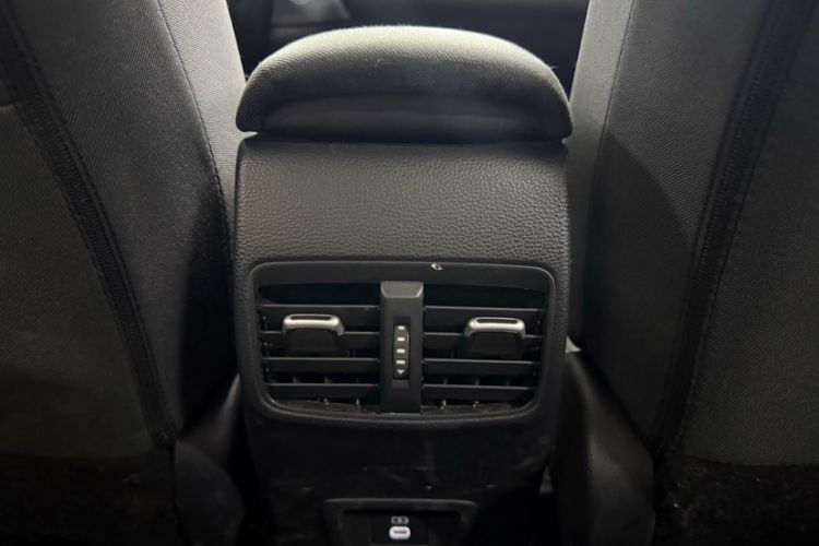 Used Toyota Levin 2023 Smart Electric Hybrid Dual-Engine 1.8L Luxury Edition
