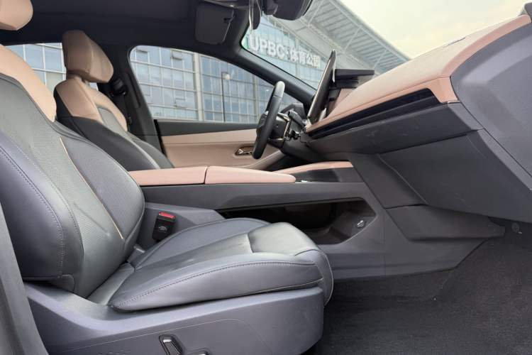 Used  SL03 2023 515MAX Pure Electric Version
