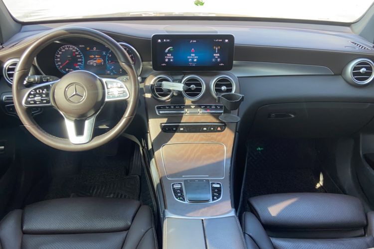 Used Mercedes-Benz GLC 2022 Refreshed GLC 300 L 4MATIC Dynamic Edition
