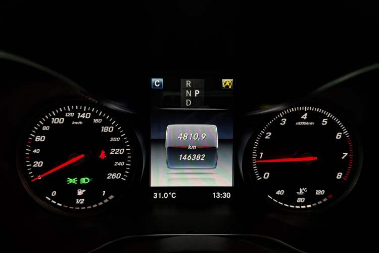 Used Mercedes-Benz GLC 2016 GLC 260 4MATIC Luxury Model
