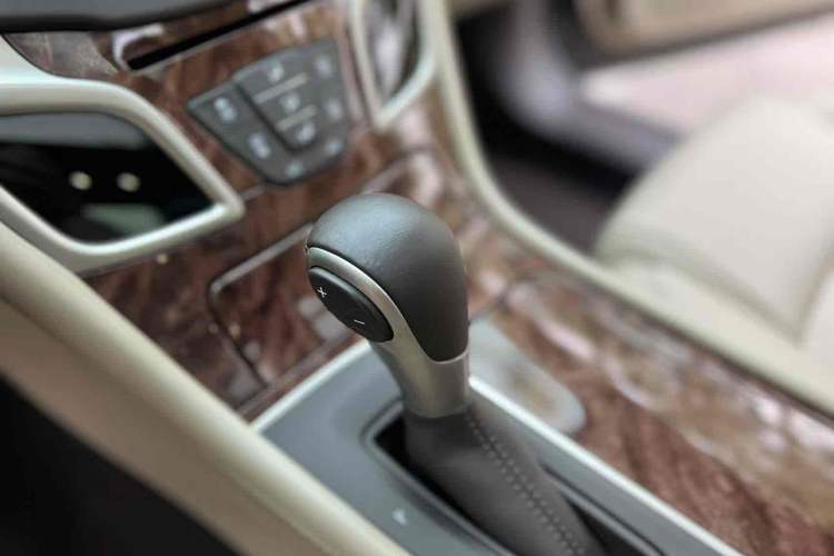 Used Buick LaCrosse 2013 2.4L SIDI Leading Comfort Version
