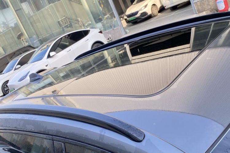 Used VOYAH FREE 2025 318 259 km All-Wheel-Drive Exploration Edition
