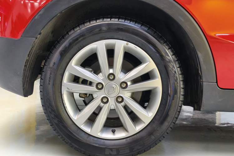 Used SsangYong Tivolan 2015 1.6L Automatic Two-Wheel Drive Zhi Chun Edition