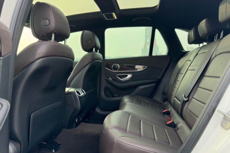 Used Mercedes-Benz GLC 2019 Facelift GLC 260 L 4MATIC Luxury Model