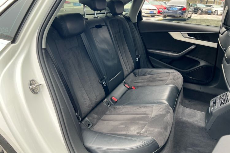 Used Audi A4L 2018 30th Anniversary Edition 45 TFSI quattro Sport model