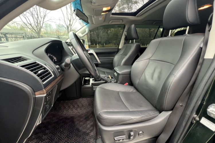 Used Toyota Prado 2018 3.5L Automatic TX-L with Rear-Mounted Spare Tire