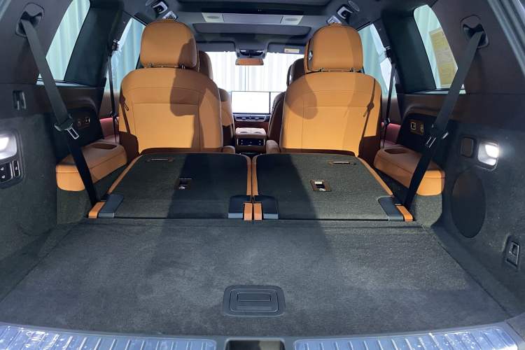 Used Li Auto L9 2024 PRO Model
