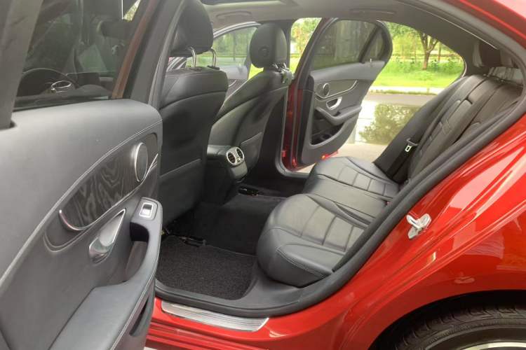 Used Mercedes-Benz C-Class 2015 C 180 L Sport Edition
