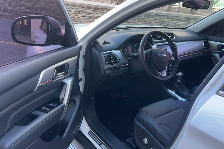 Used Haval H2 2017 Blue Label 1.5T Automatic Two-Wheel Drive Prestige Model
