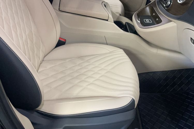 Used Mercedes-Benz Vito 2021 2.0T Business Version 7 Seats