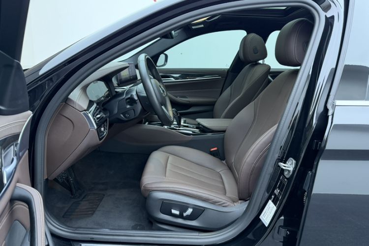 Used BMW 5 Series 2020 525Li M Sport Package