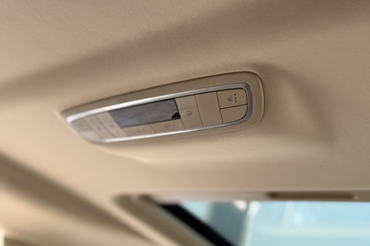 Used Buick GL8 2022 ES Landtrek 653T Luxury Edition
