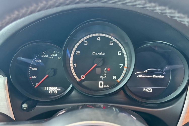 Used Porsche Macan 2016 Macan Turbo 3.6T
