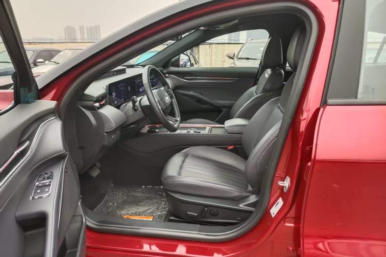 Used Ford Mondeo 2025 2.0T EcoBoost Ultimate Edition
