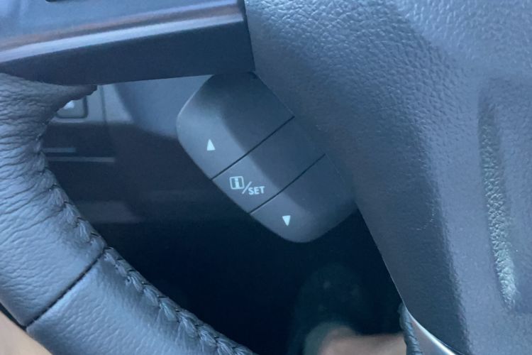 Used Subaru XV 2012 2.0i Elite Edition
