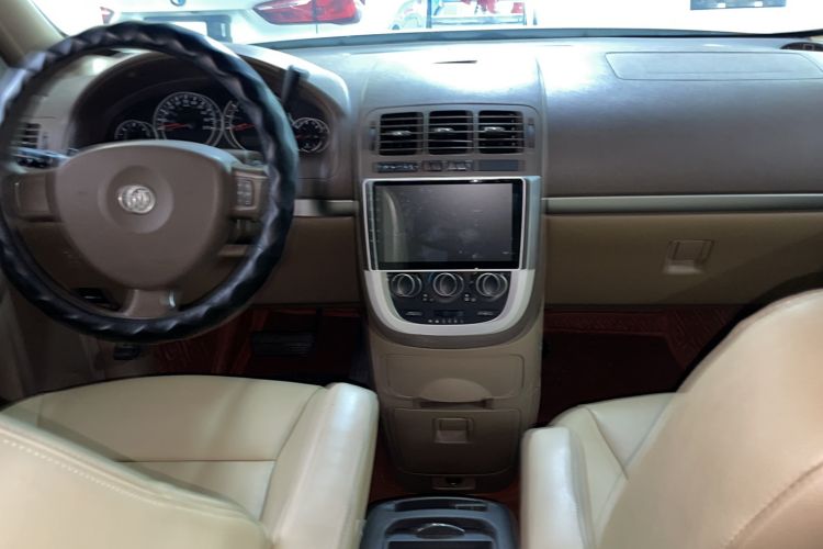 Used Buick GL8 2014 2.4L Classic Edition
