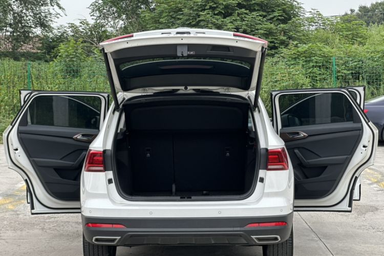 Used Volkswagen Tharu 2021 280TSI Two-Wheel-Drive Luxury Plus Edition