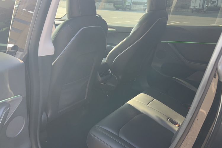 Used Tesla Model Y 2021 Standard Range Rear-Wheel Drive Version
