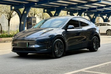 Used Tesla Model Y 2025 Long-Range All-Wheel Drive First Edition