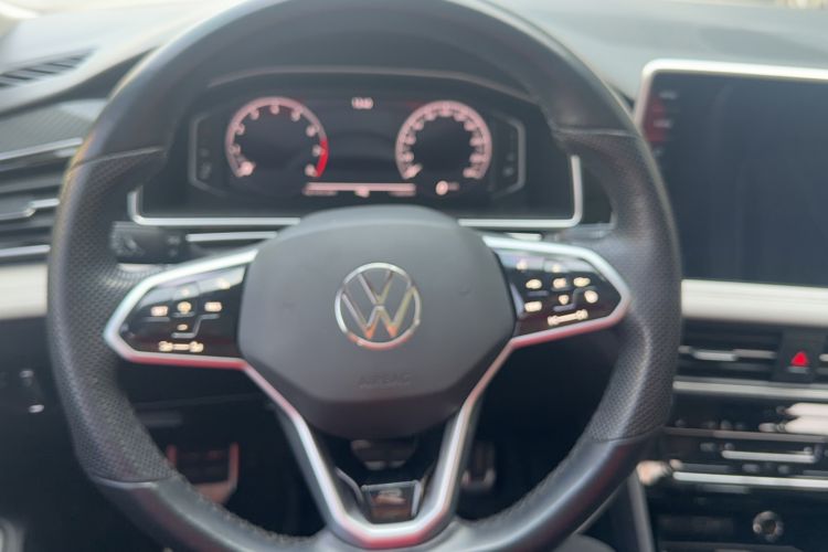 Used Volkswagen Tiguan L 2022 330TSI Automatic Two-Wheel Drive R-Line Enhanced Edition