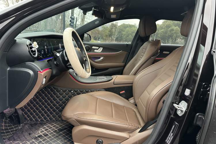 Used Mercedes-Benz E-Class New Energy 2023 E 350 e L Plug-in Hybrid Sports Sedan
