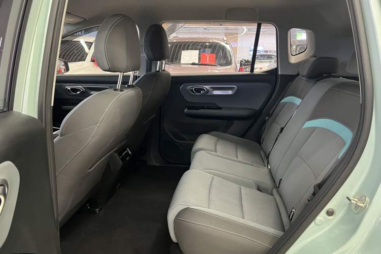 Used AION Y 2023 Plus 510 Enjoy Edition
