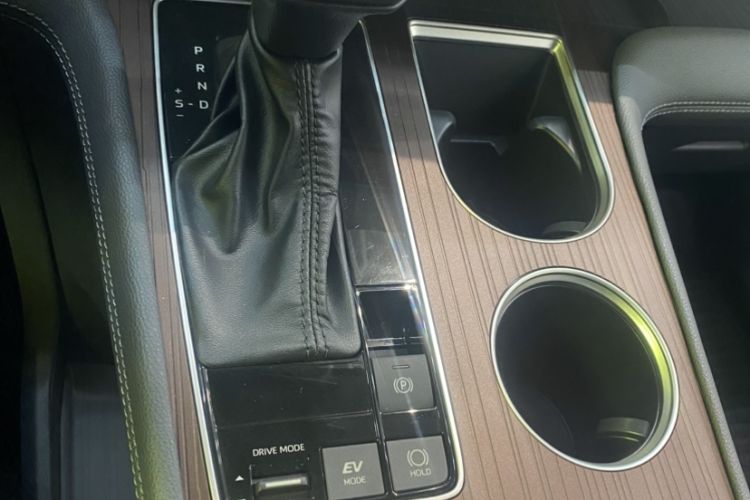 Used Toyota Sienna 2023 2.5L Hybrid Comfort Edition
