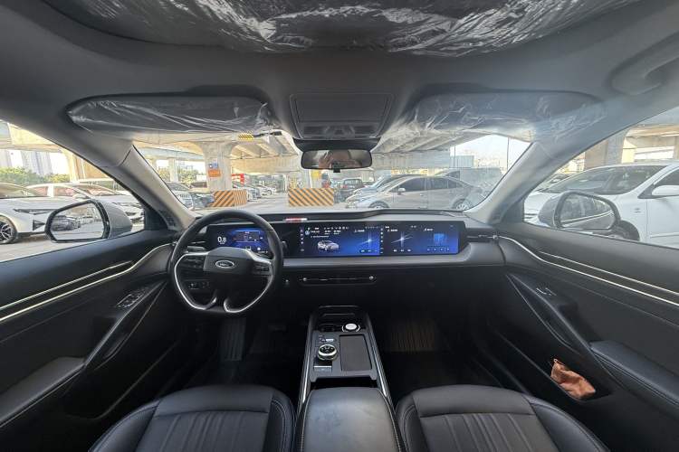 Used Ford Mondeo 2025 2.0T EcoBoost Luxury Version
