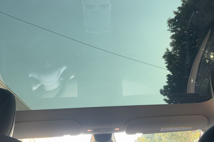 Used Tesla Model Y 2022 Long-Range All-Wheel-Drive Version