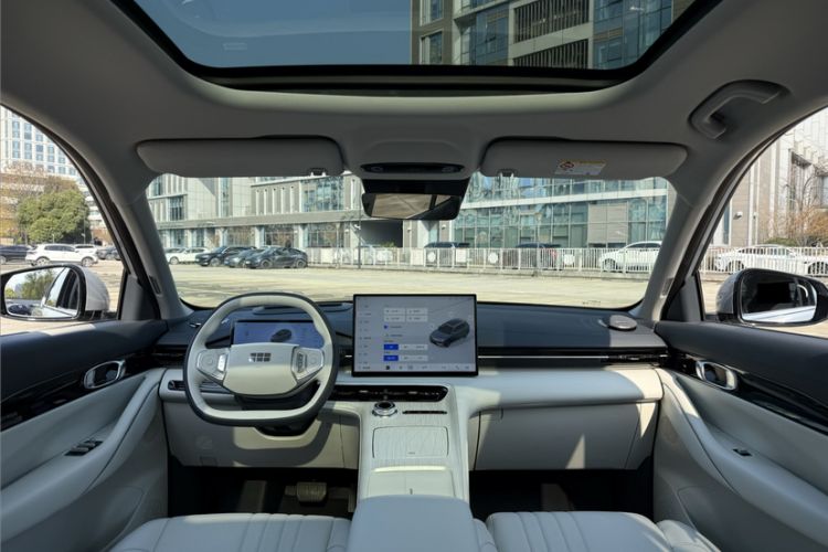 Used  E5 2024 530km Starship Edition
