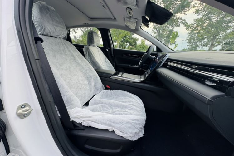 Used  L6 2024 125km PLUS Dragon Edition
