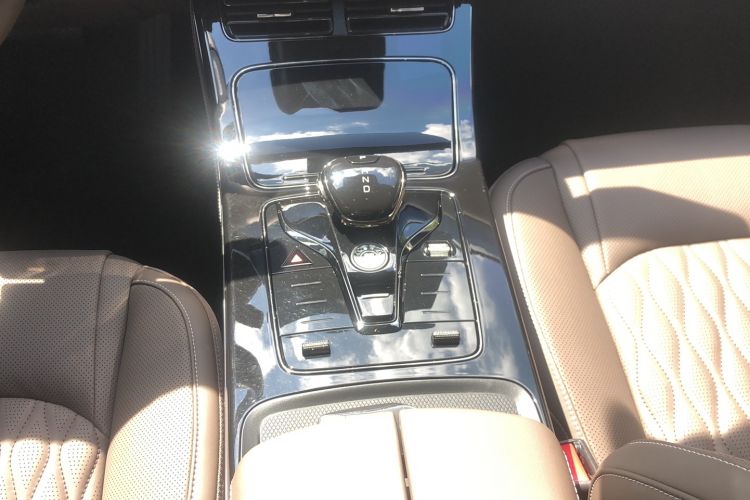 Used BYD Han 2024 EV Glory Edition 506KM Front-Wheel-Drive Premium Model