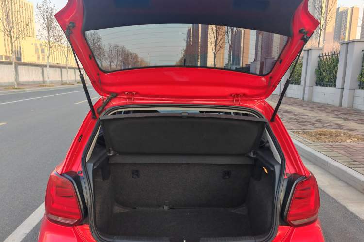 Used Volkswagen Polo 2016 1.4L Automatic Trendy Model