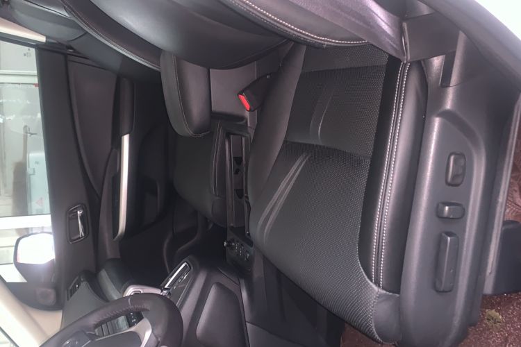 Used Honda CR-V 2015 2.4L four-wheel drive luxury version