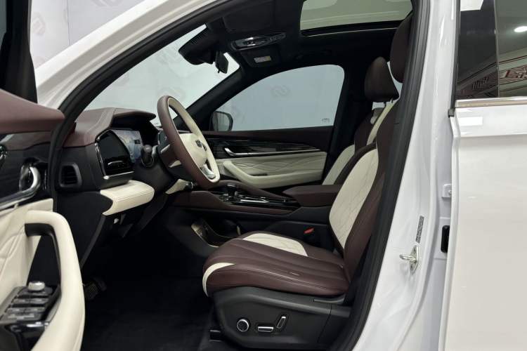 Used Geely Auto Monjaro L 2021 2.0TD DCT EVO Two-Wheel Drive Prestige Version
