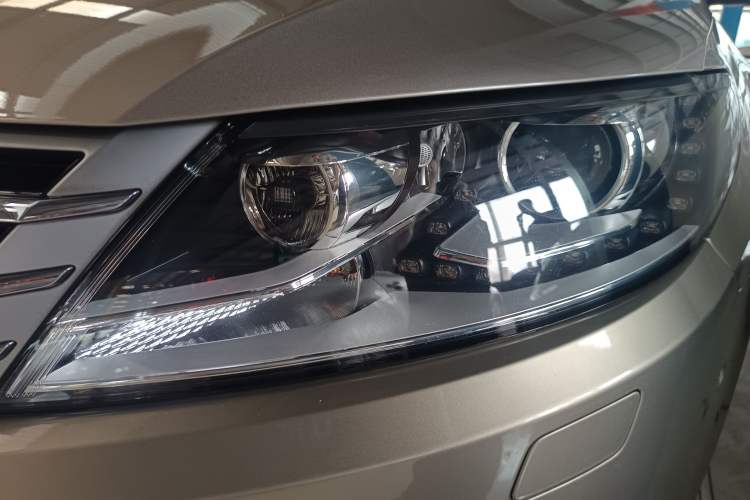 Used Volkswagen FAW-Volkswagen CC 2015 1.8TSI Luxury Model
