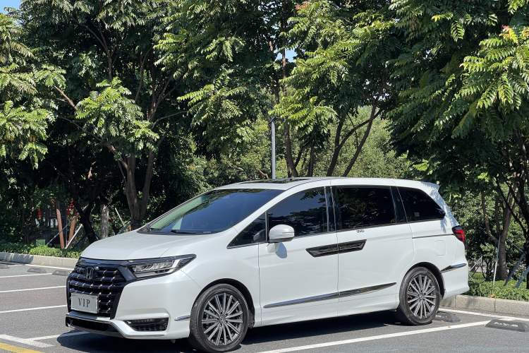 Used Honda Elysion 2024 2.0L eHEV Luxury Edition
