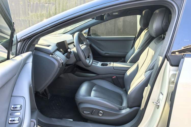 Used XPeng P7+ 2024 Long-Range Max
