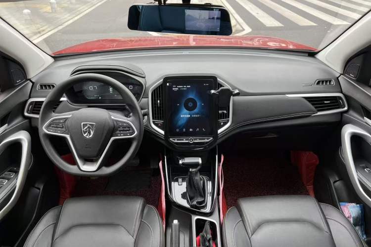 Used Baojun 530 2020 1.5T CVT Luxury Connected Version 6 Seats