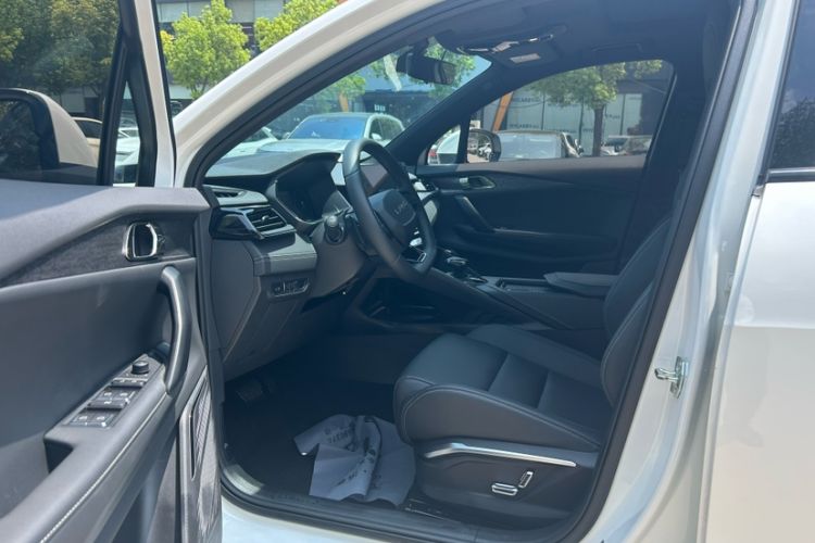 Used Lynk & Co 06 2023 Remix 1.5T JinPro
