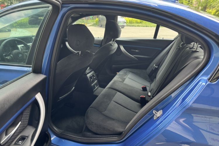 Used BMW 3 Series 2018 320i M Sport Package
