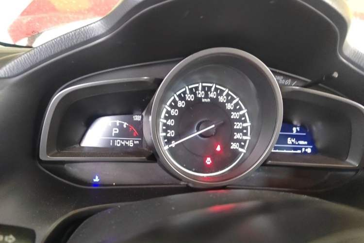 Used Mazda Mazda 3 Axela 2017 Sedan 1.5L Automatic Luxury Model China VI Standard