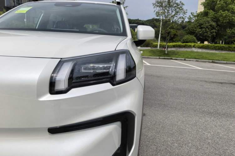 Used AION V 2024 Aion Tyrannosaurus 520 Smart Enjoy Edition
