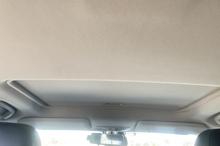 Used Mitsubishi Outlander 2019 2.4L 4x4 Zhi Xiang Edition 5 Seats China VI Standard
