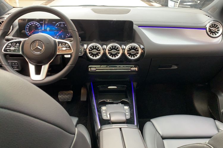 Used Mercedes-Benz GLA 2023 GLA 220
