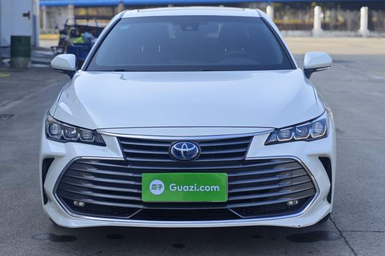 Used Toyota Avalon 2019 Dual-Engine 2.5L Luxury Edition China VI Standard
