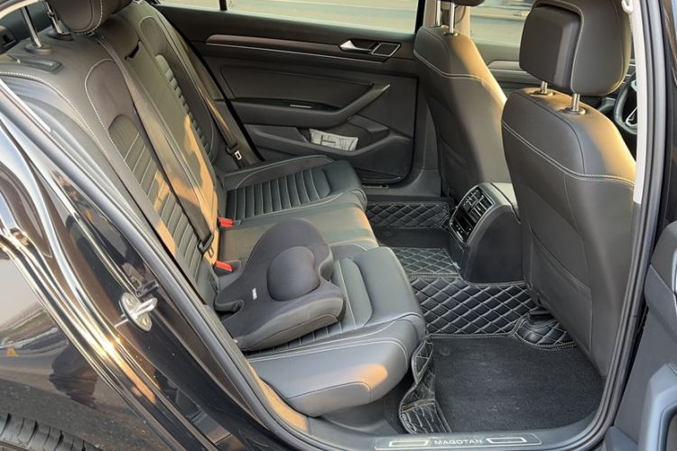 Used Volkswagen Magotan 2020 280TSI DSG Leading Edition
