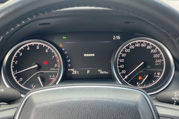 Used Toyota Camry 2019 Revised Version 2.0G Luxury Edition